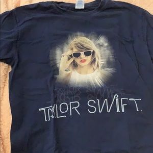 Taylor Swift 1989 World Tour T-shirt